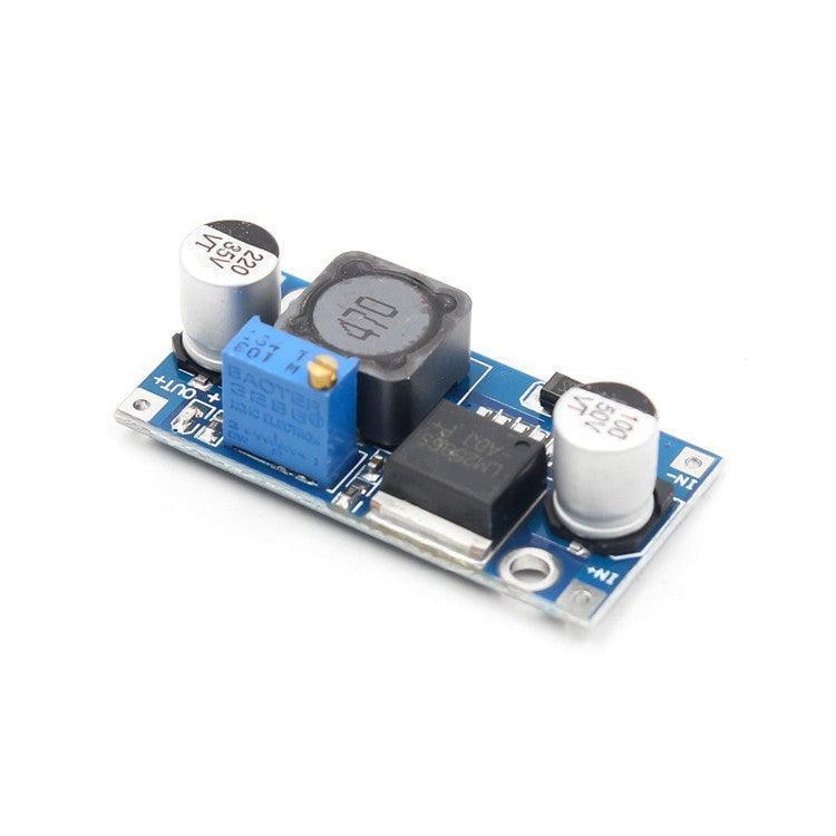 LHY AUDIO BATT-DC Alimentation Linéaire Régulée sur Batterie 12V 2A LHY AUDIO BATT-DC Alimentation Linéaire Régulée sur Batterie 12V 2A